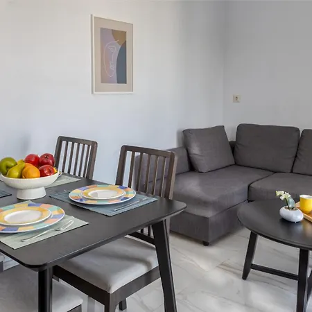 Escape Boutique 2 Bd Seaview Floor2 דירה